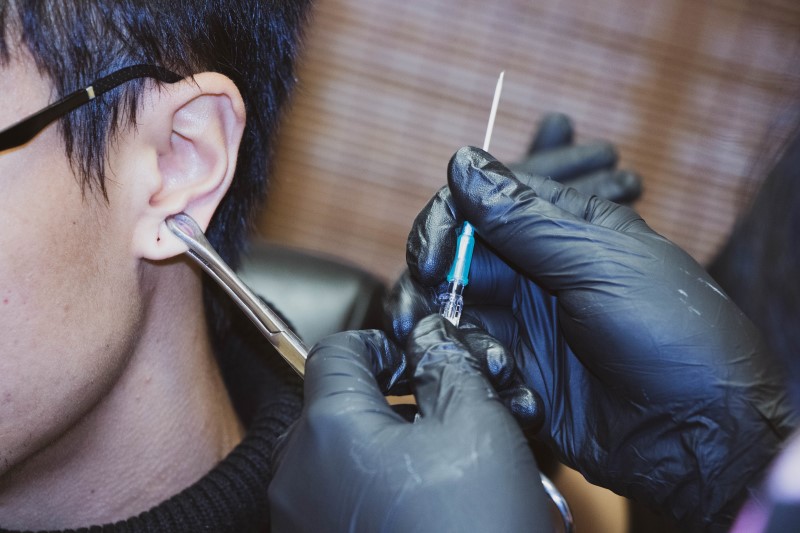 Piercing oor Amsterdam 